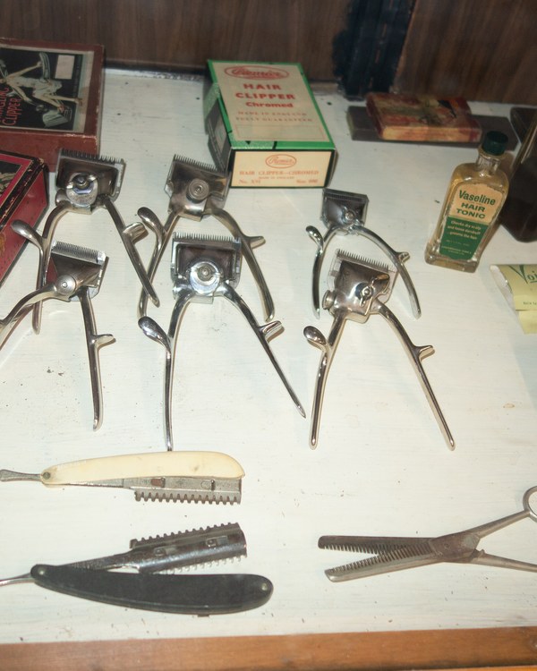 Desmond's station — classic barbering tools laid out