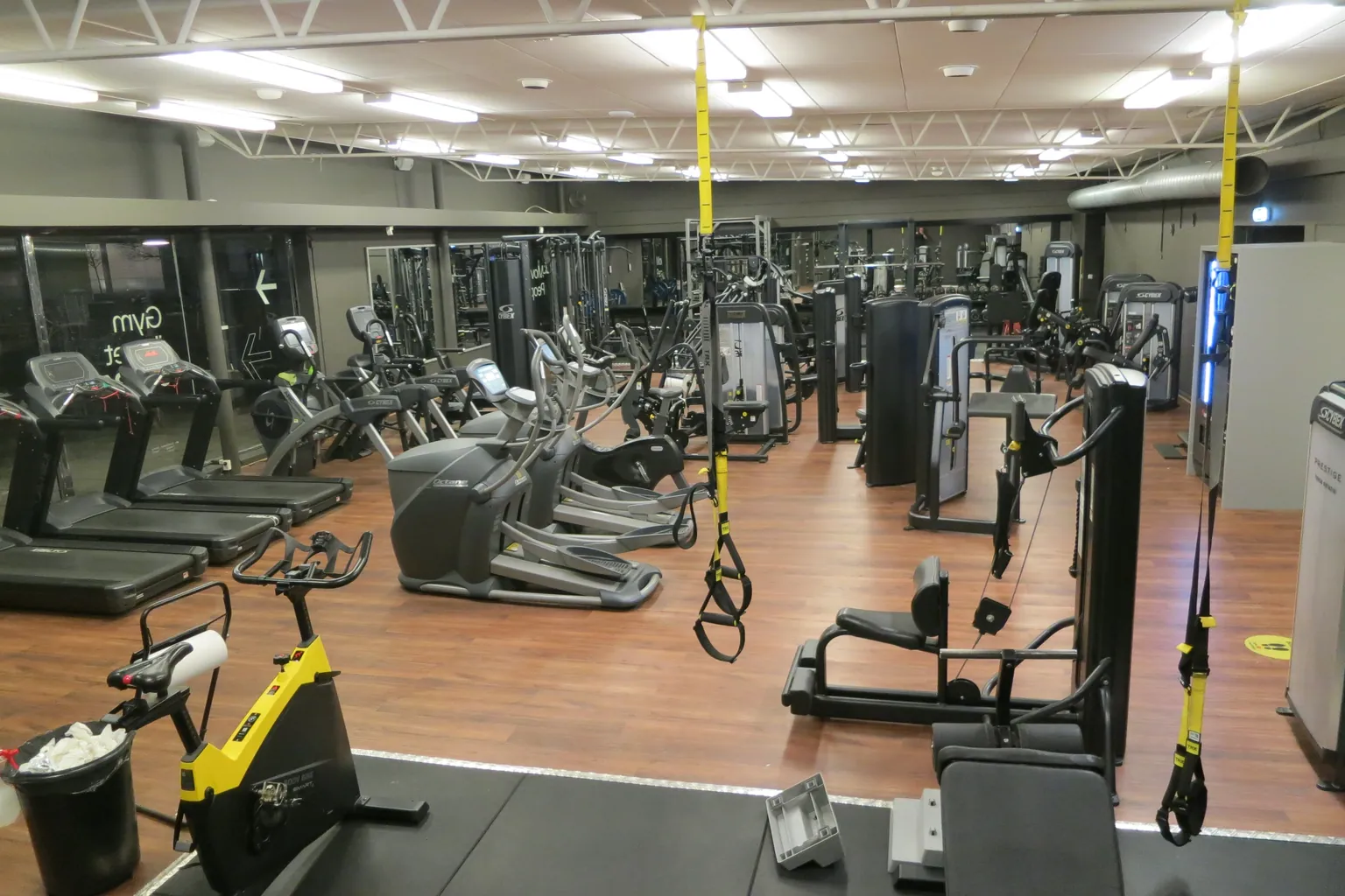 Empty organized strength and mobility studio
