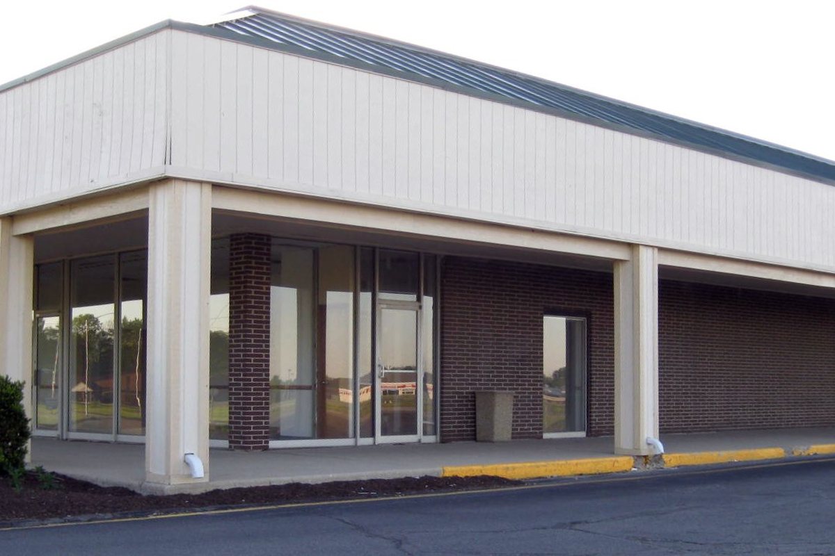 Larchmont Retail Row